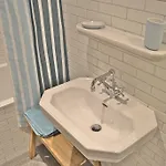 Het Koetshuis, Op 50m Zee, Voor 5 Personen, Centrum Westende Bad, Alle Comfort Middelkerke