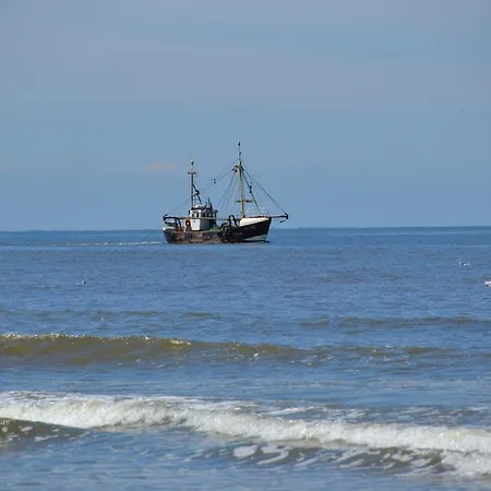 Vakantiehuis Het Koetshuis, Op 50m Zee, Voor 5 Personen, Centrum Westende Bad, Alle Comfort
