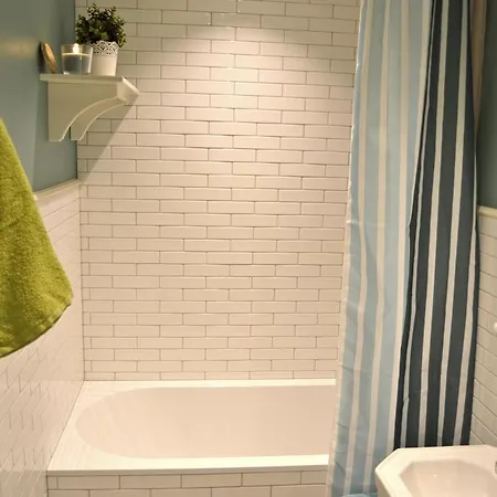 Het Koetshuis, Op 50m Zee, Voor 5 Personen, Centrum Westende Bad, Alle Comfort * Middelkerke