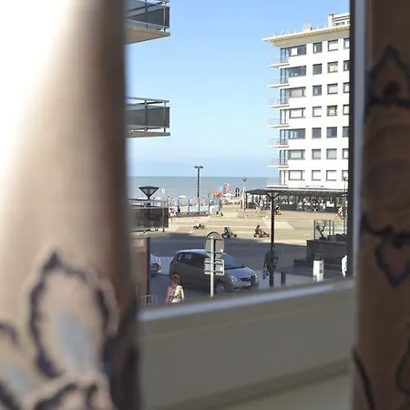 Het Koetshuis, Op 50m Zee, Voor 5 Personen, Centrum Westende Bad, Alle Comfort * Middelkerke